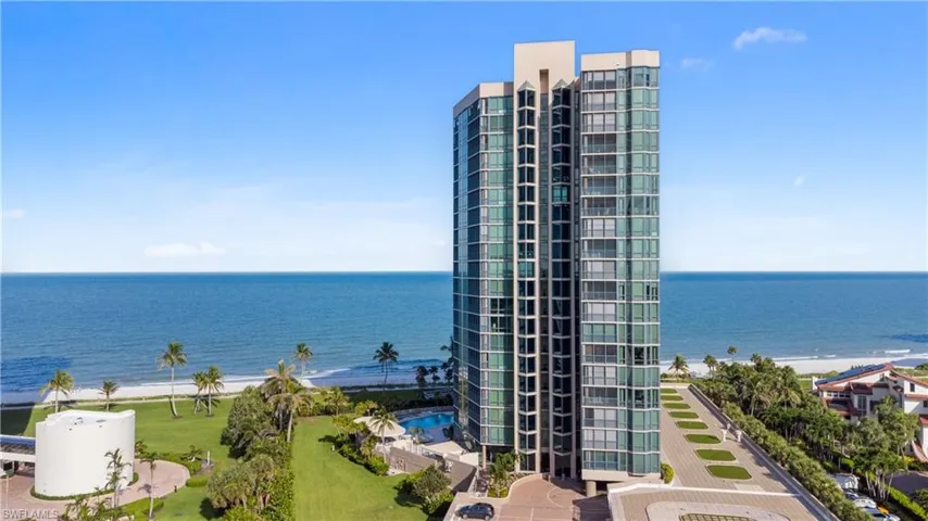 4651  Gulf Shore N BLVD, Naples, FL 34103