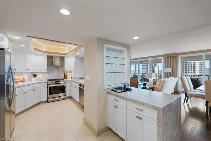 4651  Gulf Shore N BLVD, Naples, FL 34103
