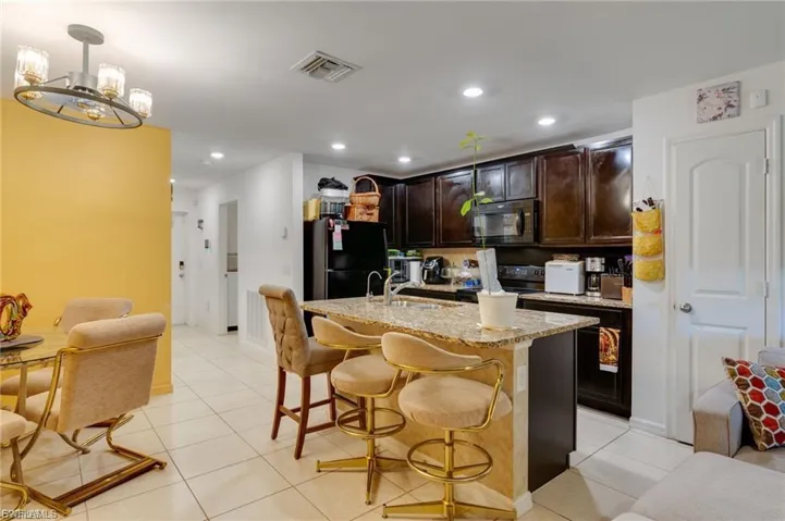 824 Umber Dr, Fort Myers, Florida 33913