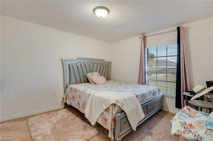 824 Umber Dr, Fort Myers, Florida 33913