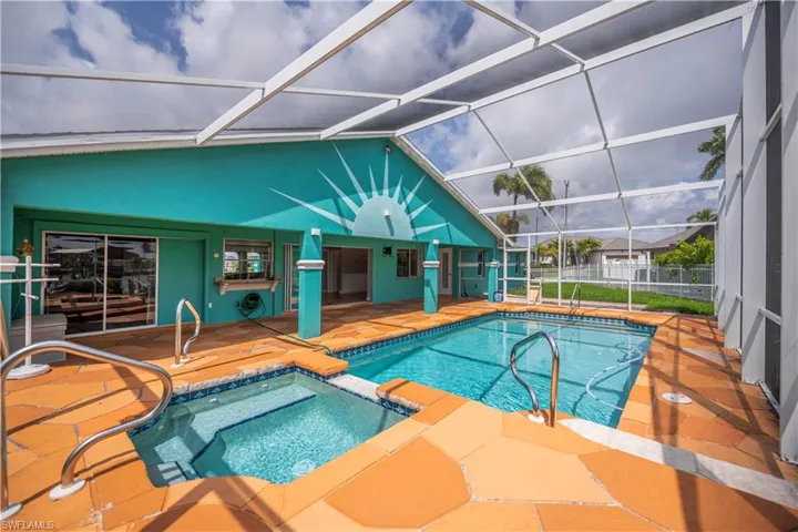 Pool with integrated spa