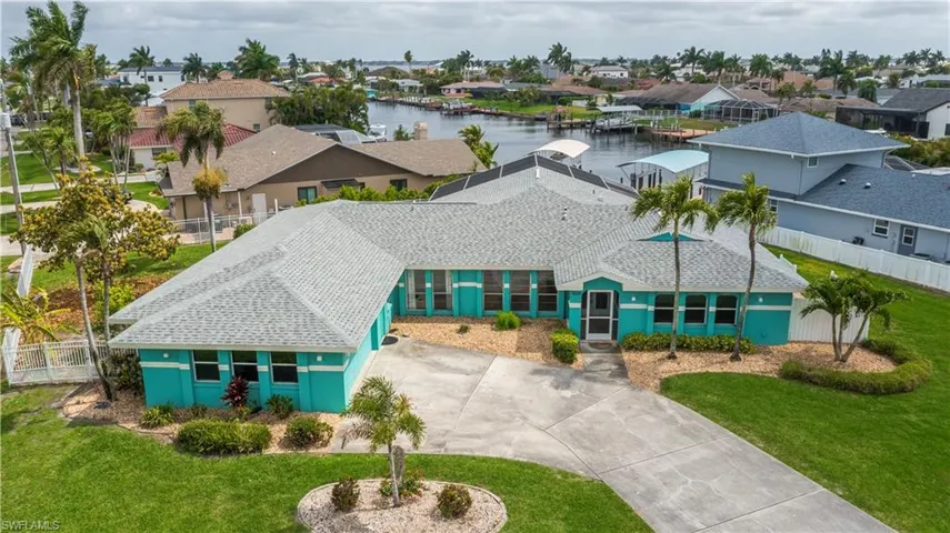 3505 SE 19th  PL, Cape Coral, FL 33904