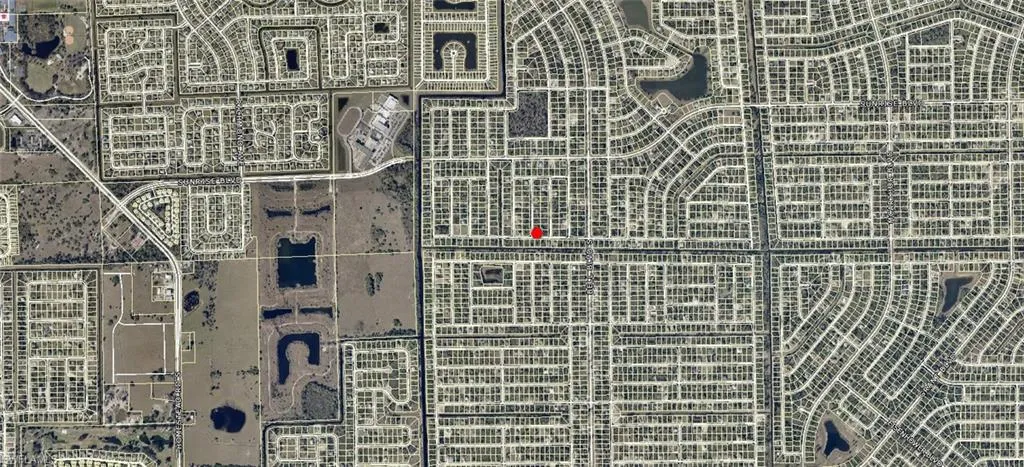 235 Malden AVE S, LEHIGH ACRES FL 33974