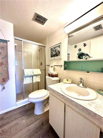 VC J6 Bath with Tiled Shower