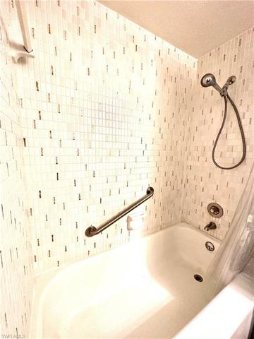 VC J6 Bath with Combo Tub-Shower