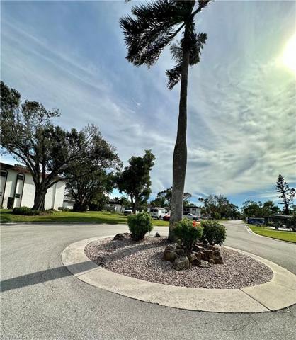 Circular Roundabout