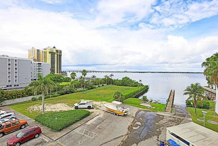3000 Oasis Grand Blvd 505, Fort Myers, Florida 33916