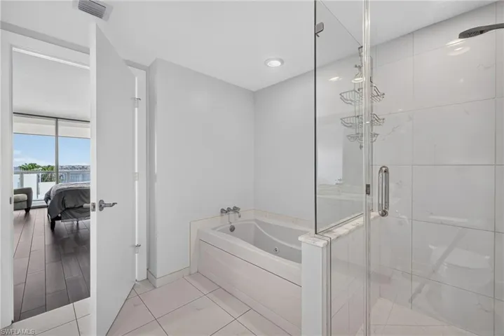 3000 Oasis Grand Blvd 505, Fort Myers, Florida 33916