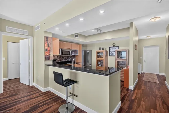 3000 Oasis Grand Blvd 505, Fort Myers, Florida 33916