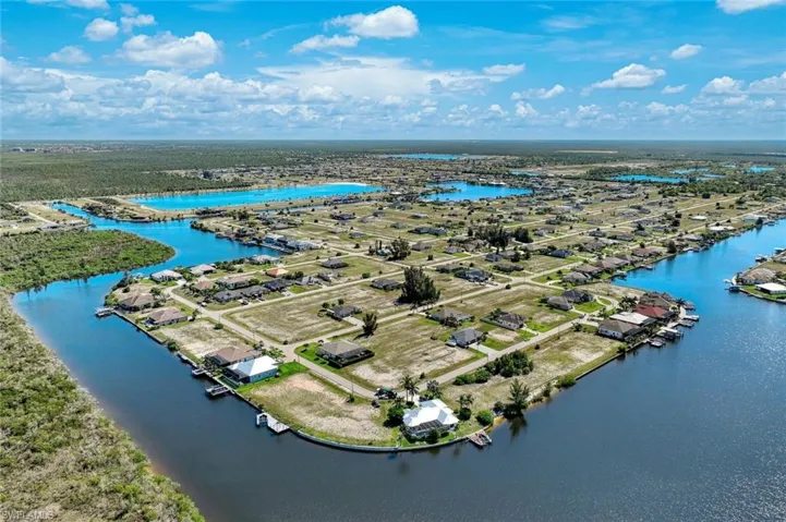 4612 Nw 33rd Ter, Cape Coral, Florida 33993