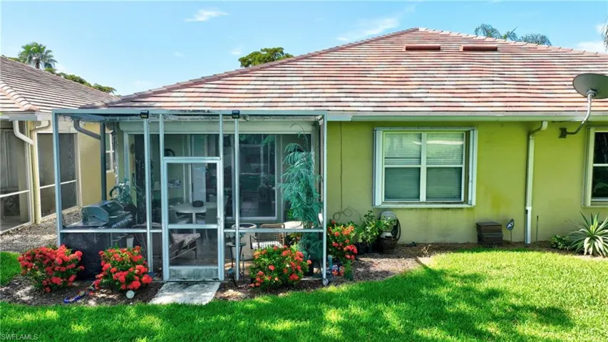 4736 Fairloop Run, Lehigh Acres, Florida 33973