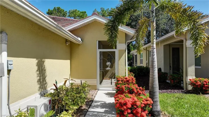 4736 Fairloop Run, Lehigh Acres, Florida 33973