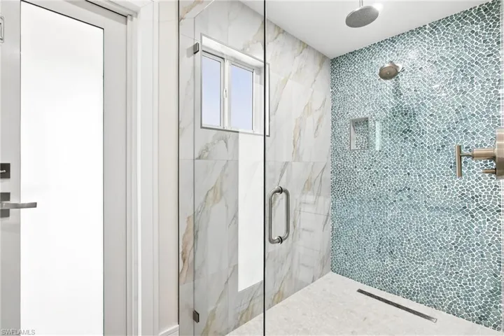 5203 Starfish Ave, Naples, Florida 34103