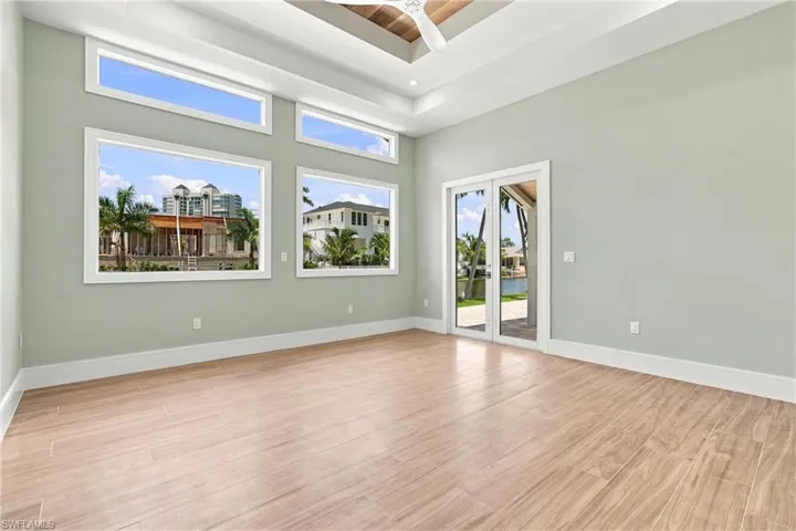 5203 Starfish Ave, Naples, Florida 34103
