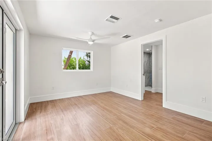 5203 Starfish Ave, Naples, Florida 34103