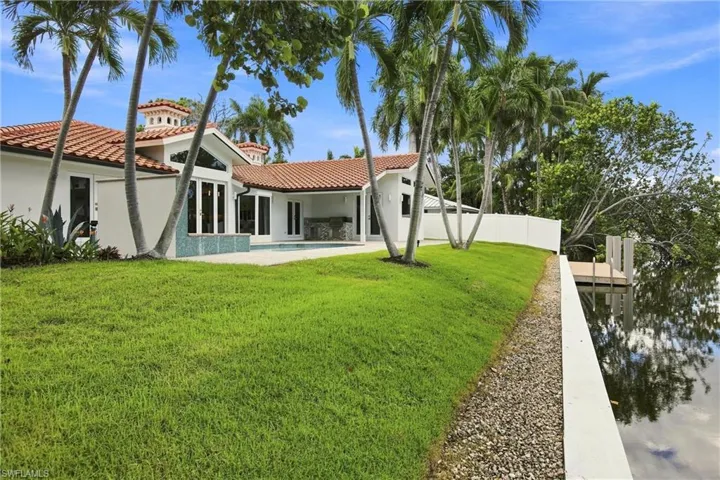 5203 Starfish Ave, Naples, Florida 34103