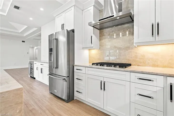 5203 Starfish Ave, Naples, Florida 34103