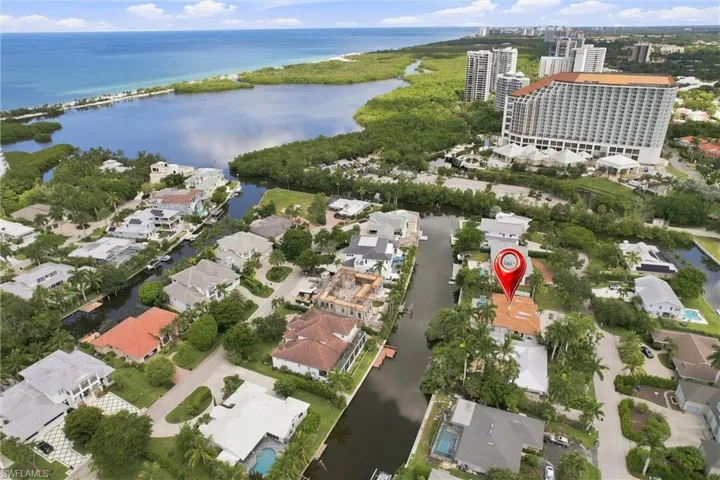 5203 Starfish Ave, Naples, Florida 34103