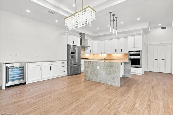 5203 Starfish Ave, Naples, Florida 34103