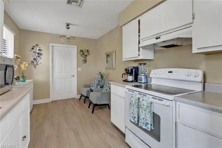 9104 King Rd W, Fort Myers, Florida 33967