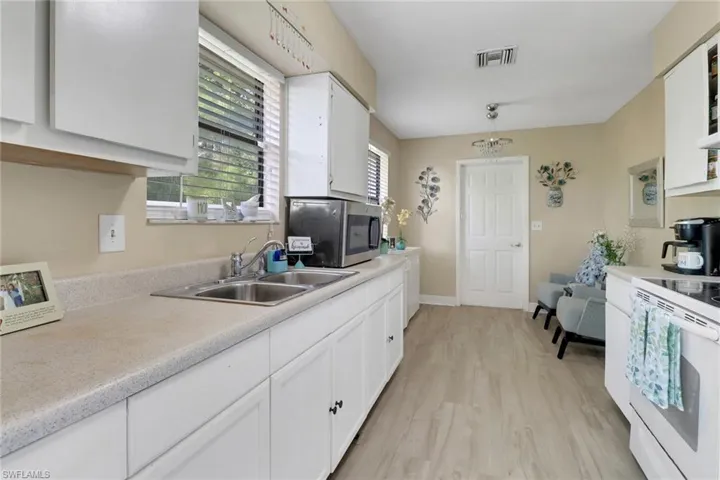 9104 King Rd W, Fort Myers, Florida 33967