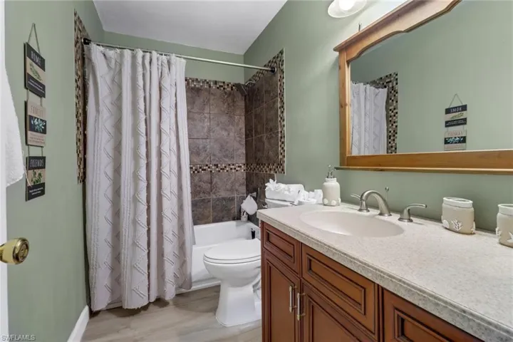9104 King Rd W, Fort Myers, Florida 33967