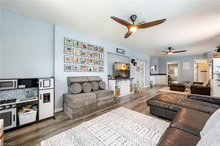 5060 Melaluca Dr, Fort Myers, Florida 33905