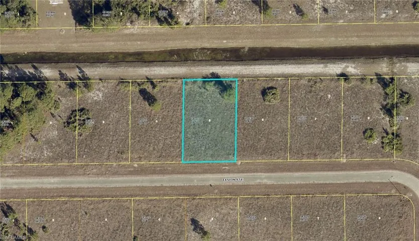 1113 Easton St E, Lehigh Acres, Florida 33974