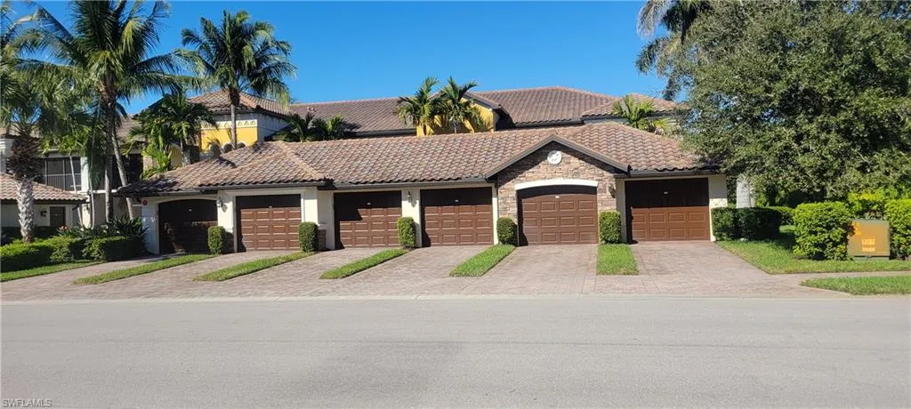 9510 Avellino Way # 1921, Naples, Florida 34113