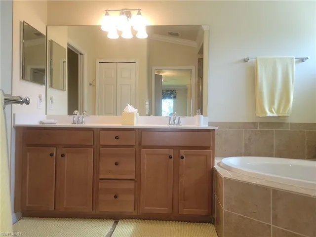 9510 Avellino Way # 1921, Naples, Florida 34113