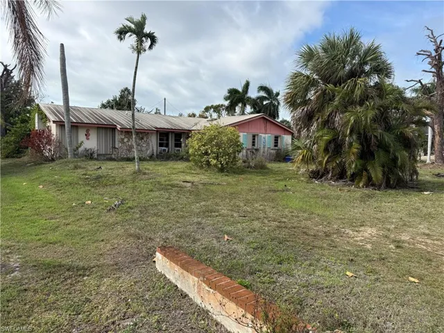 3677 Tangerine Dr, St. James City, Florida 33956