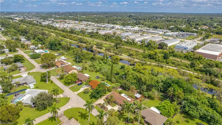 8896 Fordham St, Fort Myers Fl 33907