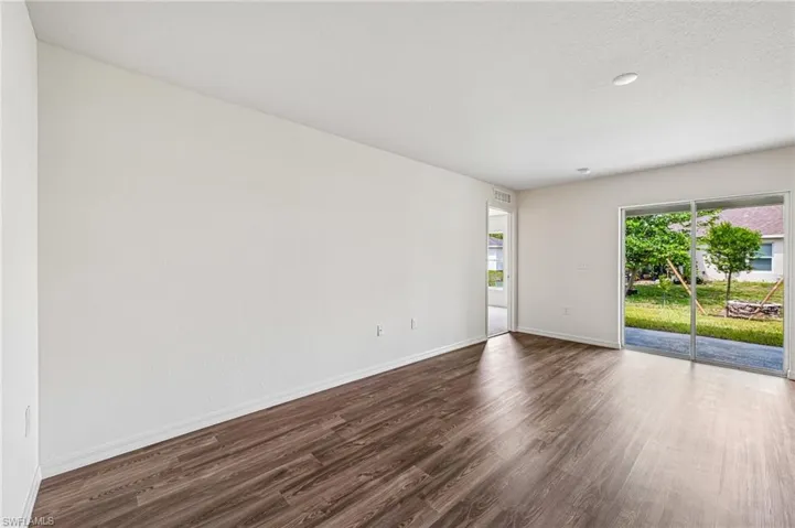 1703 Nw 18th St, Cape Coral, Florida 33993