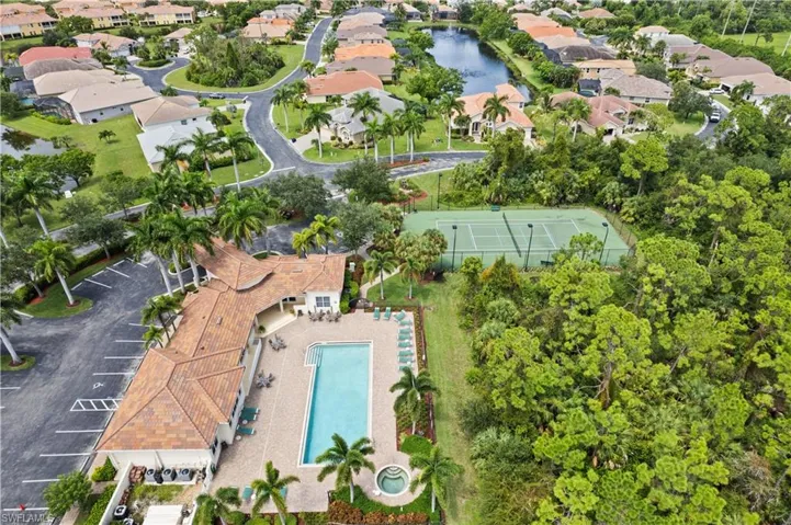 16091  Thorn Wood  DR, Fort Myers, FL 33908