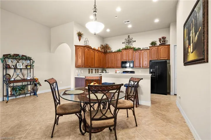 16091  Thorn Wood  DR, Fort Myers, FL 33908