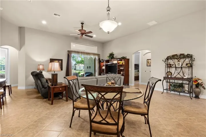 16091  Thorn Wood  DR, Fort Myers, FL 33908