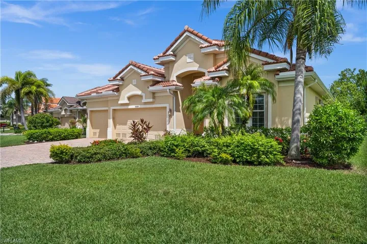 16091  Thorn Wood  DR, Fort Myers, FL 33908