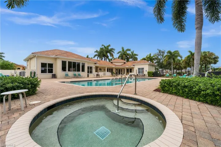 16091  Thorn Wood  DR, Fort Myers, FL 33908