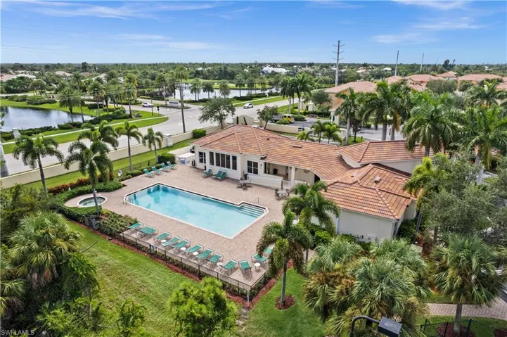 16091  Thorn Wood  DR, Fort Myers, FL 33908