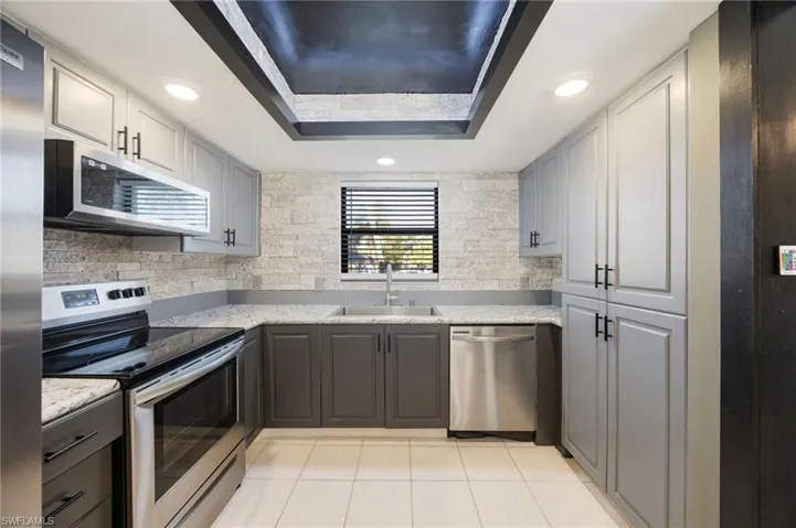 25398 Golf Lake Cir 104, Bonita Springs, Florida 34135