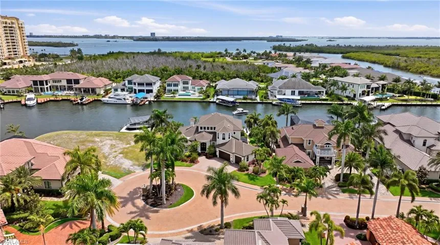 1506 Hermitage Ln, Cape Coral, Florida 33914