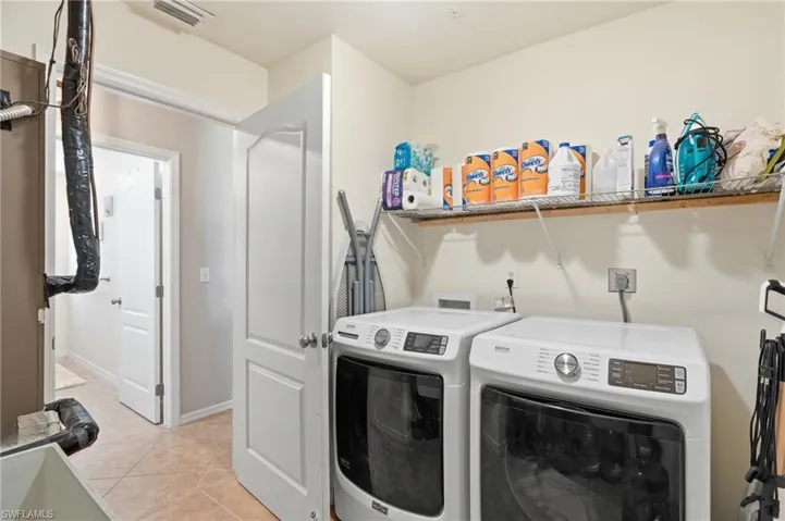 2806 Sw 33rd St, Cape Coral, Florida 33914