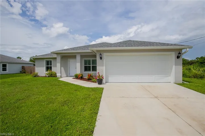 117  Paxton  ST, Lehigh Acres, FL 33974