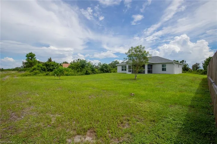 117  Paxton  ST, Lehigh Acres, FL 33974