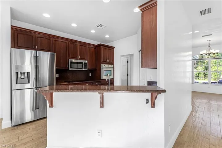 700  Glenn  AVE, Lehigh Acres, FL 33972