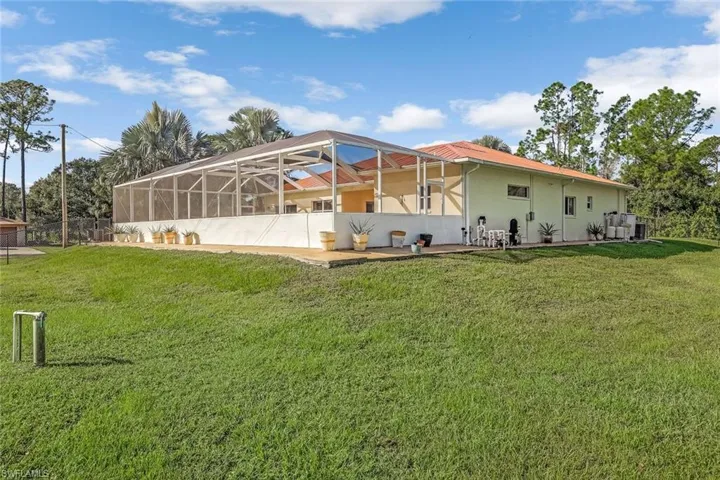 700  Glenn  AVE, Lehigh Acres, FL 33972
