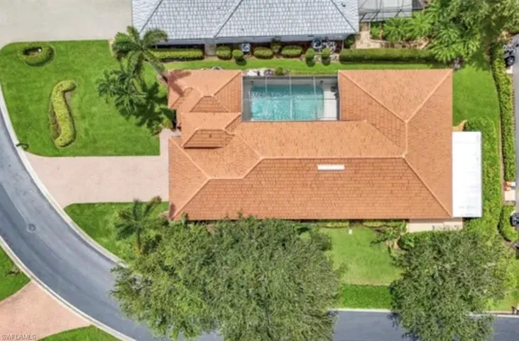 1123 Augusta Falls Way, Naples, Florida 34119