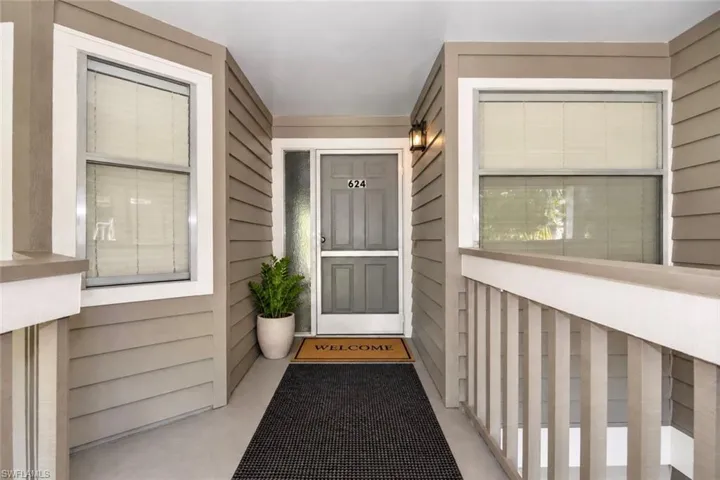 624 Wiggins Bay Dr C23, Naples, Florida 34110