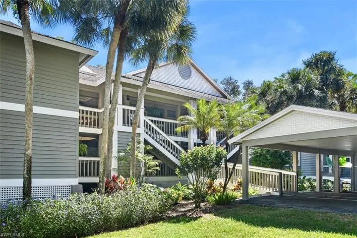 624 Wiggins Bay Dr C23, Naples, Florida 34110