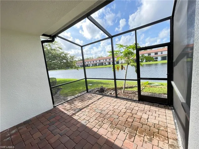 7818 Bristol Cir, Naples, Florida 34120